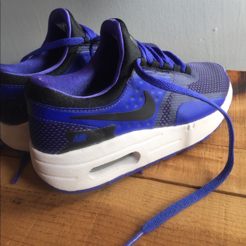 Nike Air Max children’s running shoes